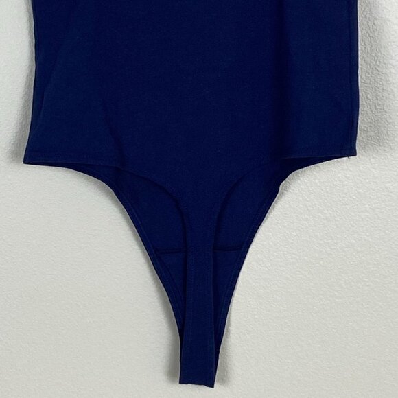 ✨2/$20✨ PINK Collegiate Collection V-Neck Red Game on Bodysuit Size L - Picture 14 of 14